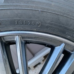 スタッドレスタイヤ205/60/16 5H PCD114.3アルミホイールセットの画像