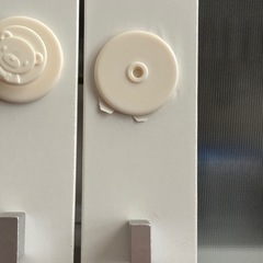 小さい食器棚の画像