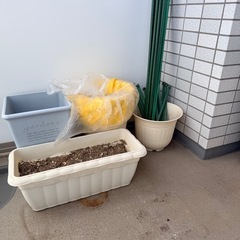 大型プランター　3個セット　　土も付けれますの画像