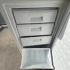 電気冷凍庫の画像