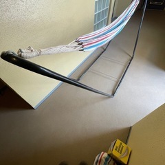 ハンモックとハンモックスタンドのセットの画像