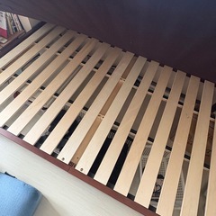 マットレス  ベッドフレームの画像