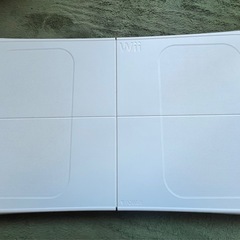 【中古品】wii、wii Fit　plusの画像