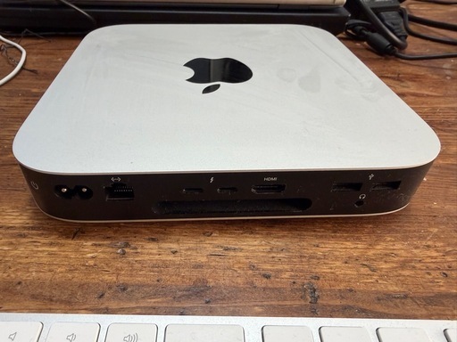 TOSHIBA dynabook T75/A リュクスホワイトPT75AWP-BJA2 Blu-ray 982g HDD 8g dynabook T75 T75/AW PT75AWP-BJA2 [リュクスホワイト]の製品画像