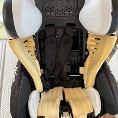 アップリカ フラディアグロウ isofix プレミアム　ブラックの画像