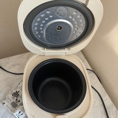 炊飯器の画像