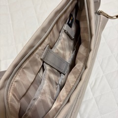 milesto ショルダーバッグの画像