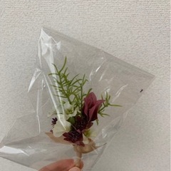 ウェディングアーティシャルフラワーブーケの画像