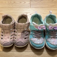 スニーカー　サンダル　まとめ売りの画像