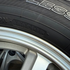 ヨコハマ195/65/15スタッドレスタイヤの画像