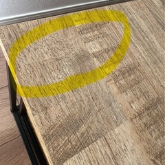 リビングテーブルの画像