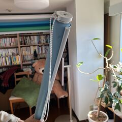 ブルーのロールカーテン　【横201cm 縦198cm 個人採寸】の画像