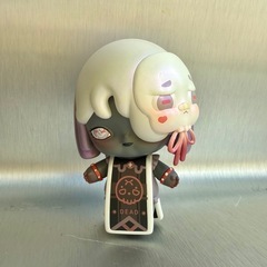 デザイナートイ　ゴスロリ フィギュア　の画像