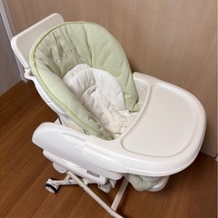 コンビ　ハイローチェアの画像