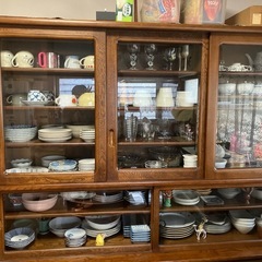 食器棚  収納家具 キャビネットの画像