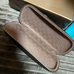 美品　GUCCI メガネケースの画像
