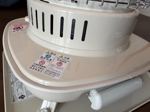 【受け取り予定者あり】コロナ CORONA 石油ストーブ SL-6625 W【横型ガソリン携行缶 20L付き】