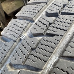 MPV 純正ホイールスタッドレス付きの画像