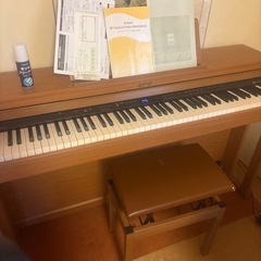 Roland 電子ピアノの画像