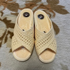 【未使用】お多福産業の婦人いきいきXメッシュ磁気付き健康サンダルの画像