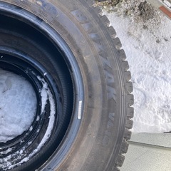 2022年ブリヂストンスタッドレス195/80/15LTの画像