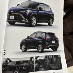 カローラCROSSカタログの画像