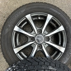 軽自動車　スタッドレスタイヤの画像
