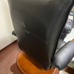 【引渡し限定】レザー調リクライニングチェアの画像