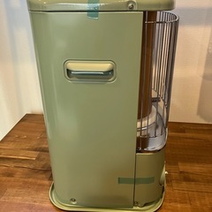 ［新品未使用］
アラジン　石油ストーブの画像