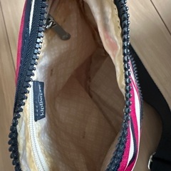 キプリングのショルダーバッグの画像