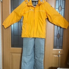 　キッズ　子供用　140センチ　スキーウェア　上のみの画像