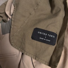 UNITED TOKYO アンクルバルキートラウザーズ　サイズ1の画像