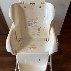 Combi コンビ ネムリラ 4キャス 電動　ハイローチェア オートスウィング AUTO SWING lotta ロッタの画像