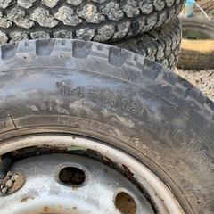 軽トラ　日本製スノータイヤタイヤホイール　5本セットの画像