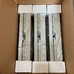 ❤️新品未使用❤️収納ボックス Mサイズ　ホワイト 5面開閉蓋で出し入れ簡単！積み重ね自由！！❤️軽くて移動も簡単！埃よけ！✨3個入り☘️の画像