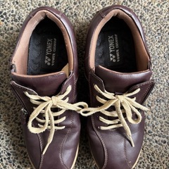 YONEX ウォーキングシューズ
の画像