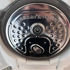 三菱 IHジャー炊飯器 NJ-VV108-W 炭炊釜 5.5合 2017年製の画像
