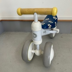 ミッフィ三輪車の画像