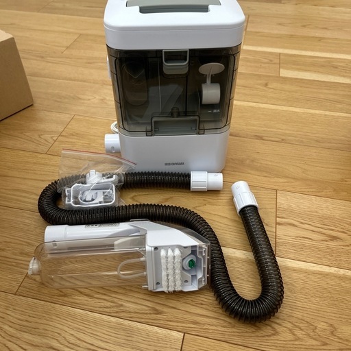 【新品未使用】リンサークリーナー（アイリスオーヤマ） 定価19840円/新品未使用】アイリスオーヤマ 温水洗浄 カーペット 