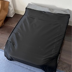 折りたたみ椅子の画像