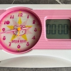 HELLO KITTY 置き時計の画像