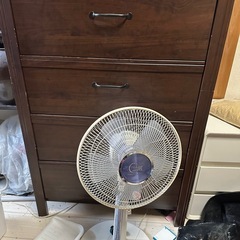 引き出し　　棚　　ブラウンの画像