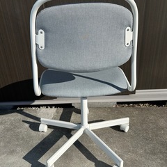 【美品】IKEA 回転チェア グレー/ホワイト　 の画像