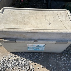 灯油タンク３つ入れ物もの画像