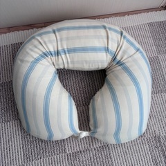 授乳クッションになる妊婦さんの抱き枕・ロングの画像