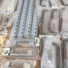 取っ手　ラッチ受け　持ち手　引き手　新品未使用品大量の画像