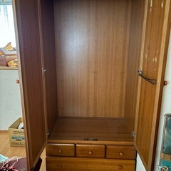 衣装家具の画像