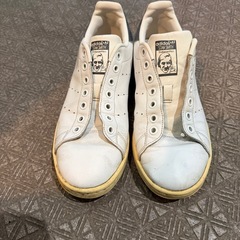 adidas アディダス スニーカーの画像