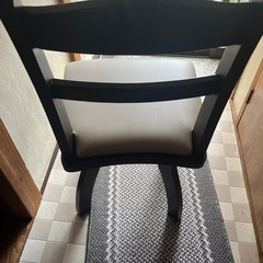 回転椅子
の画像