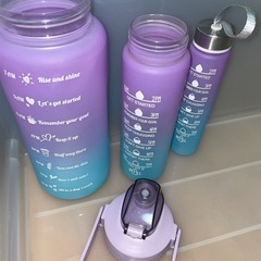 食器、ジンギスカン鍋、保存容器、水筒、たこ焼き、鍋等の画像